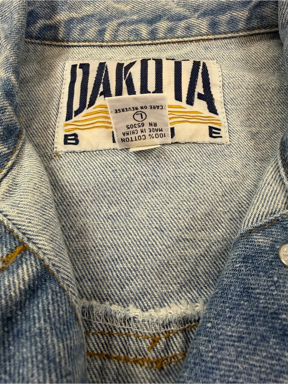 Dakota Light Wash Embellished Women's Denim Jeans And Jacket - Picture 5 of 16